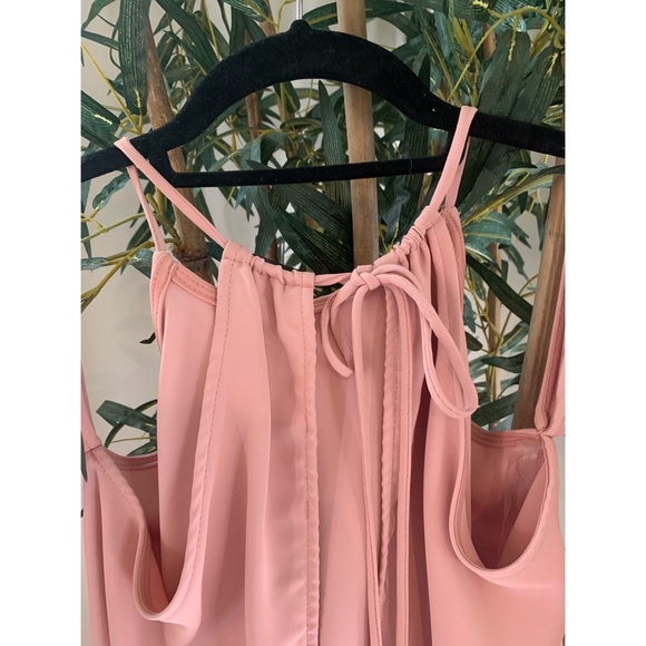 Cold shoulder top - Picture 2 of 3